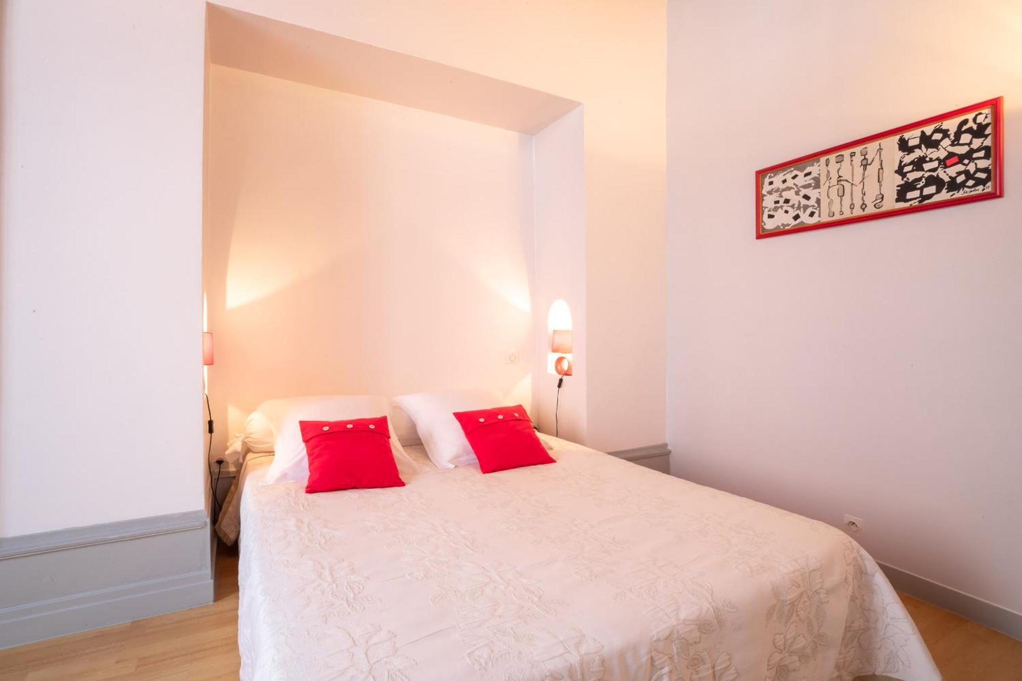 Residence Beaune Sweet Home, 4 Appartements D'Exception Avec Parking Inclus Номер фото