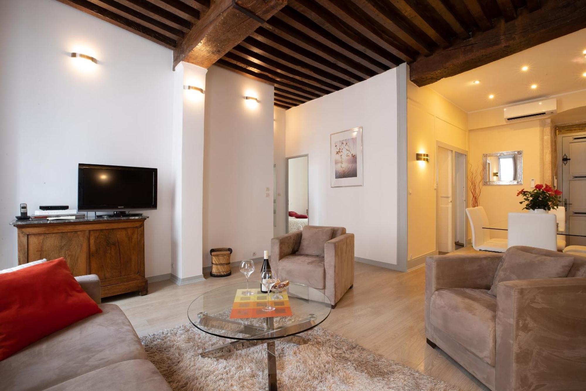 Residence Beaune Sweet Home, 4 Appartements D'Exception Avec Parking Inclus Номер фото